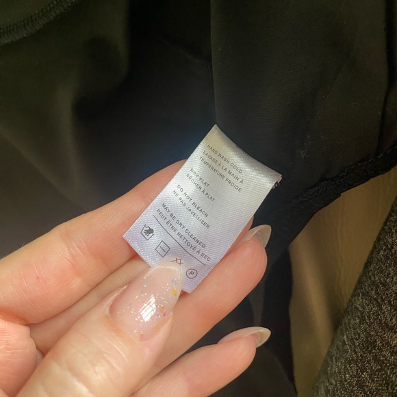 Finesse size XS Women's Black Crop-top - Picture 5 of 9